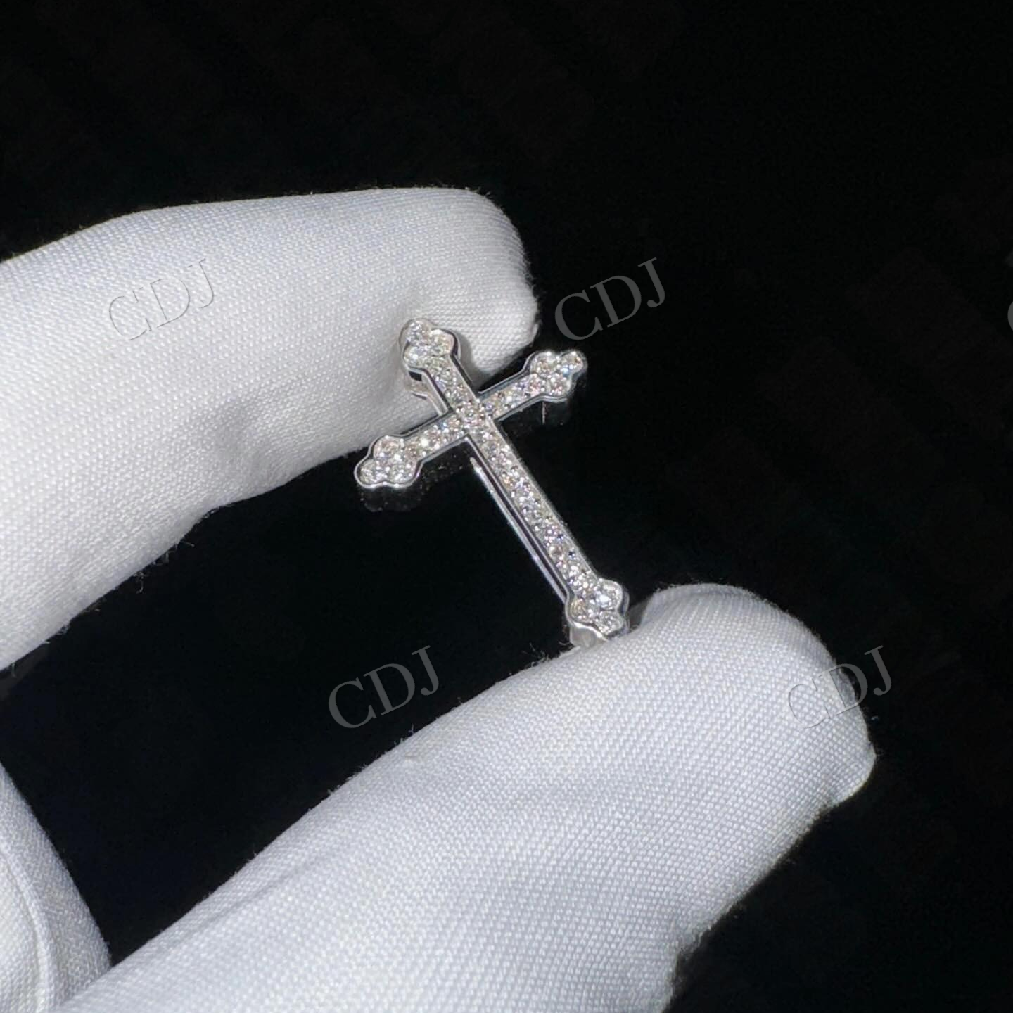 Sterling Silver Moissanite Diamond Cross Pendant For Men hip hop jewelry customdiamjewel   