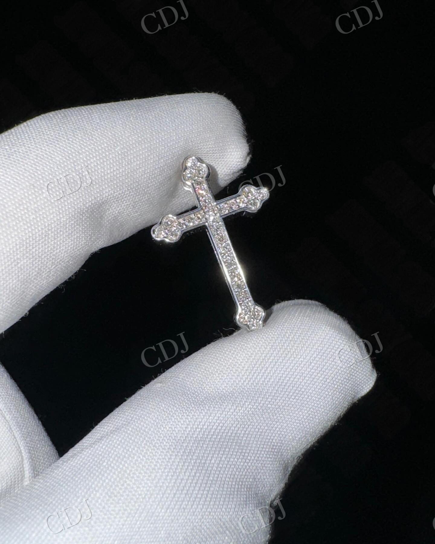 Sterling Silver Moissanite Diamond Cross Pendant For Men hip hop jewelry customdiamjewel   