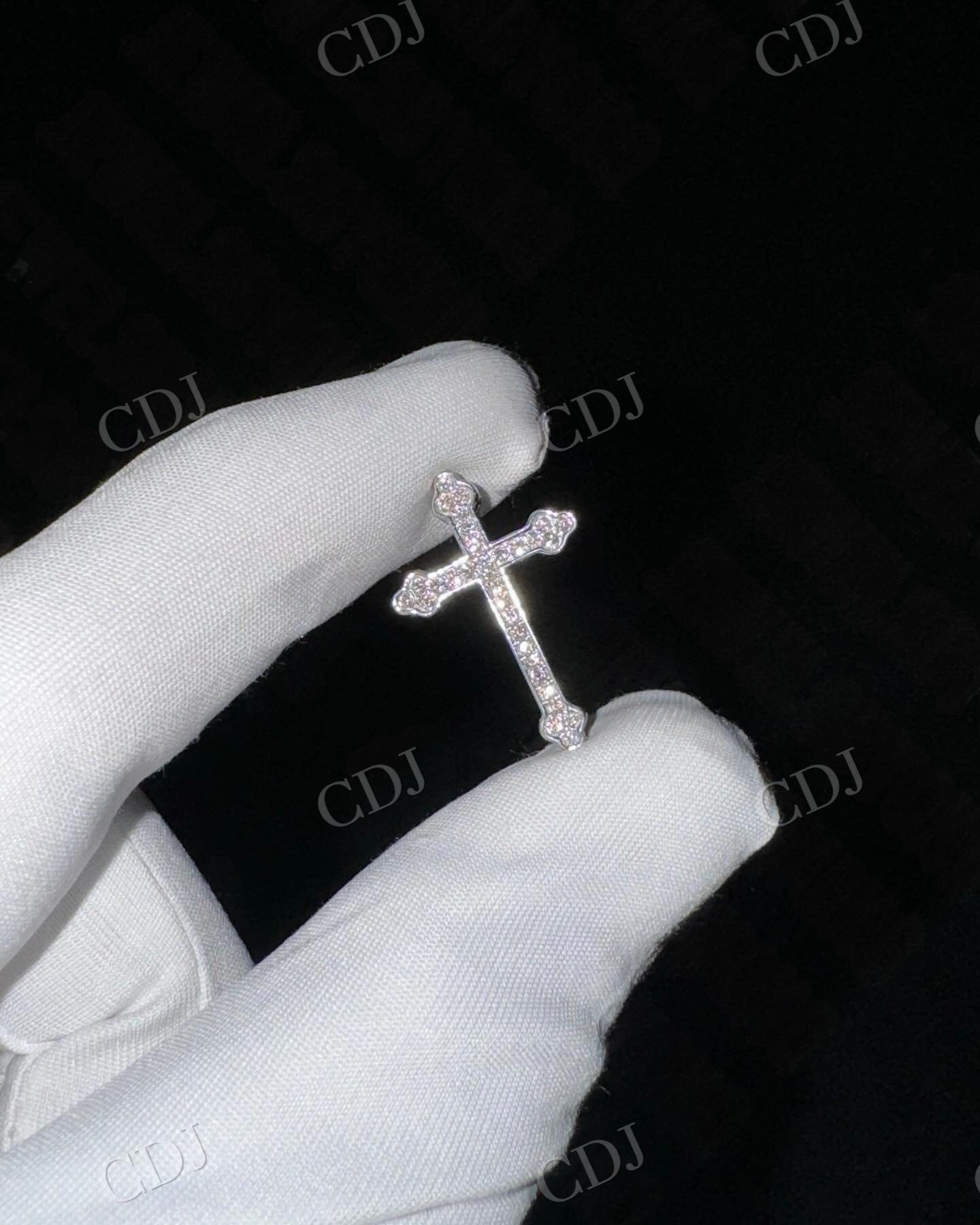 Sterling Silver Moissanite Diamond Cross Pendant For Men hip hop jewelry customdiamjewel   