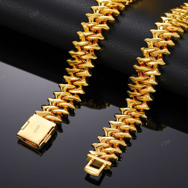 Stylish 18mm Moissanite Spiked Cuban Link Chain hip hop jewelry CustomDiamJewel