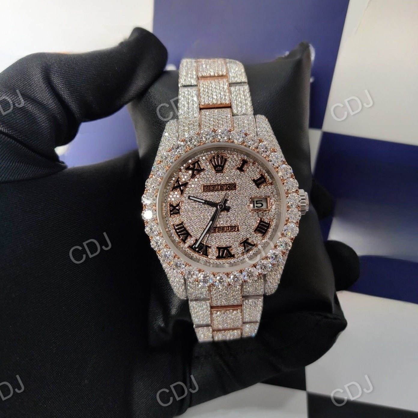 Classic New Look Men's Watch VVS Moissanite Diamond Watches Men's And Women's Automatic Digital Unique Watch  customdiamjewel   