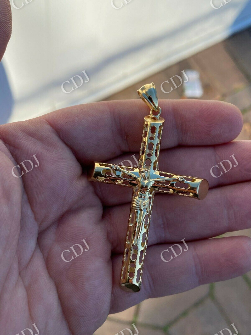 Plain Gold Finish Cross Pendant  customdiamjewel   