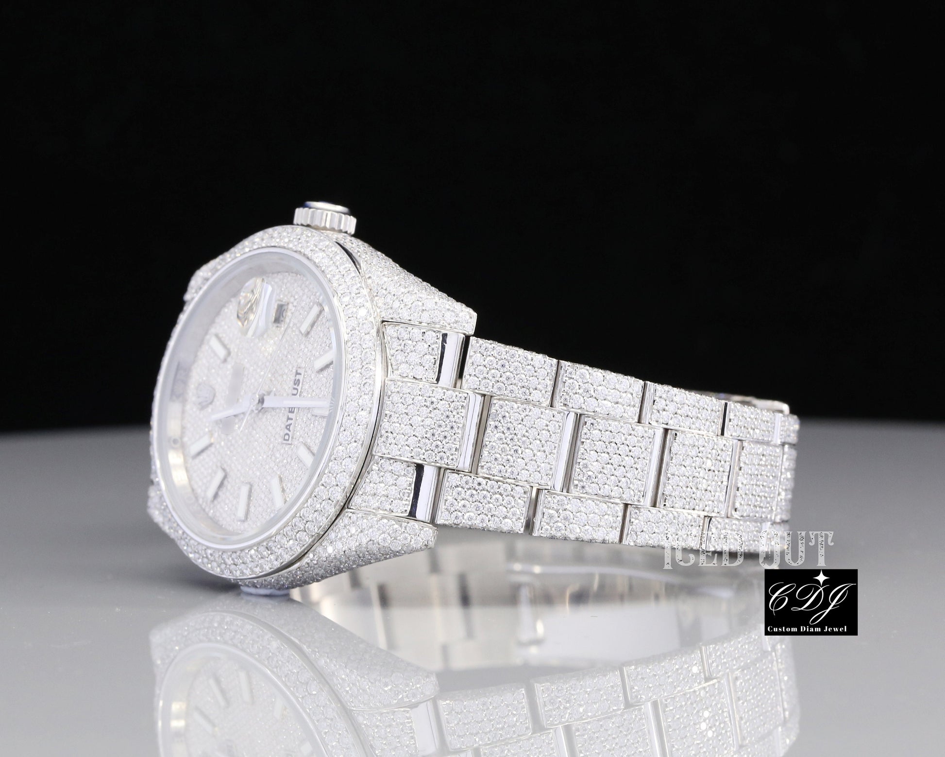 Custom Affordable hip hop diamond watch Stainless Steel White Gold Plated Streetwear Real Diamond Watch From Wholesale Natural Diamond Watch  customdiamjewel   