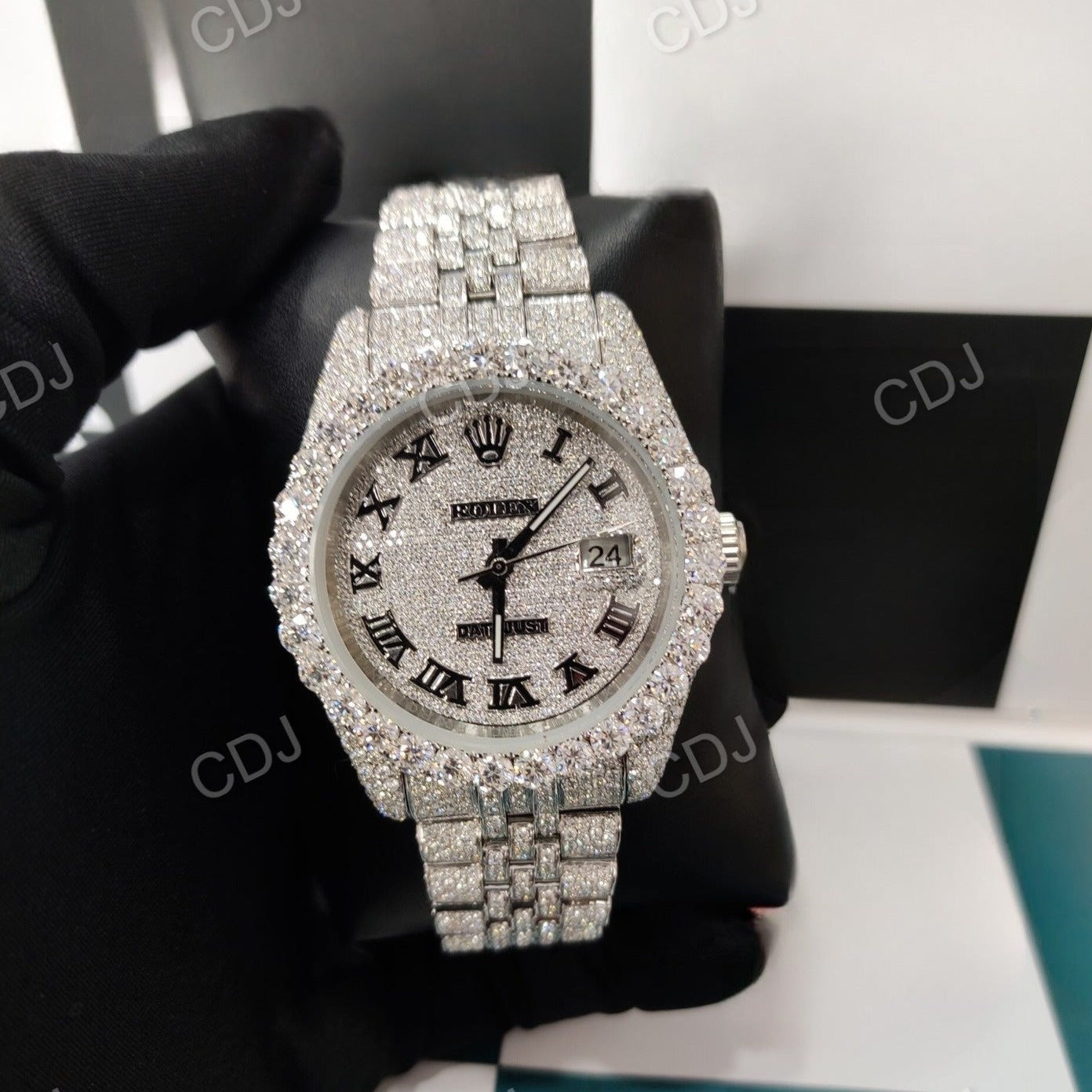 Luxurious Rolex Full Bussdown Lab Grown Diamond Studded Encrusted Timepiece Watch 28 to 30 Carats (Approx.)  customdiamjewel   