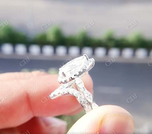 Unique Pear Cut Moissanite Engagement Ring, V shape Wedding Band  customdiamjewel   