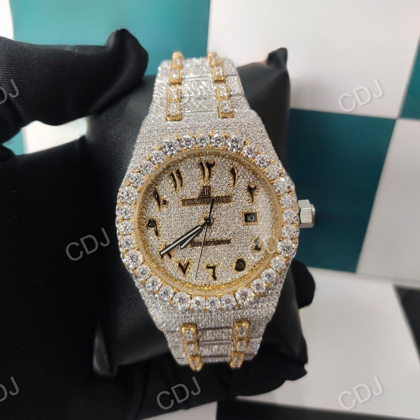 Yellow Gold Pelted Waterproof Diamond Watch (30 to 32 CTW Approx.)  customdiamjewel   