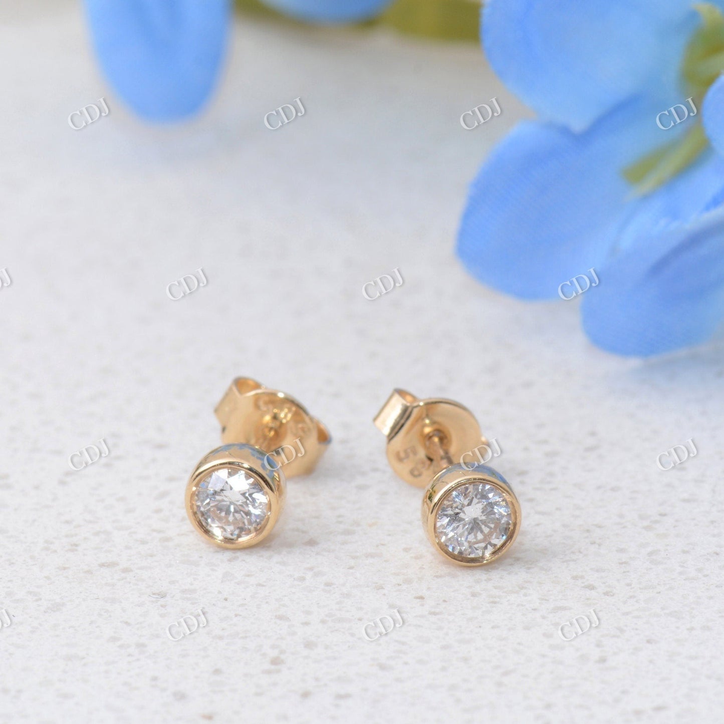 Moissanite Round Stud Diamond Earrings  customdiamjewel Sterling Silver Yellow Gold VVS-EF